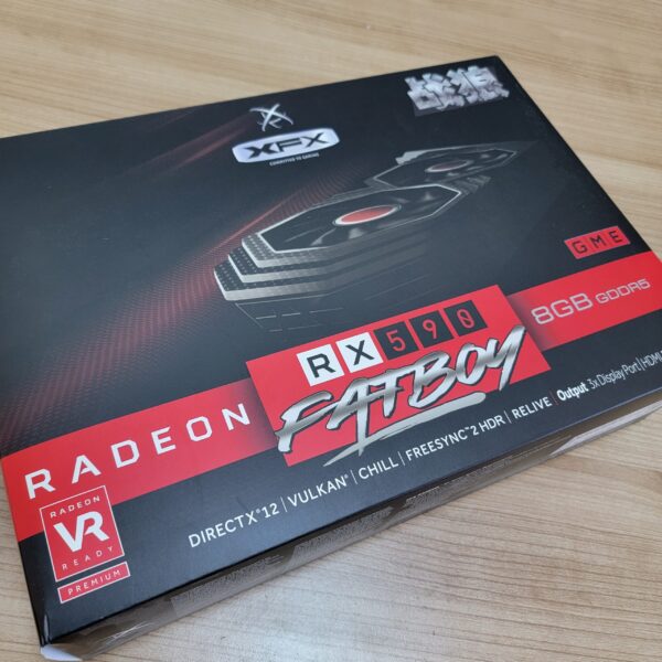 RX590 8GB – AMD Radeon Boite